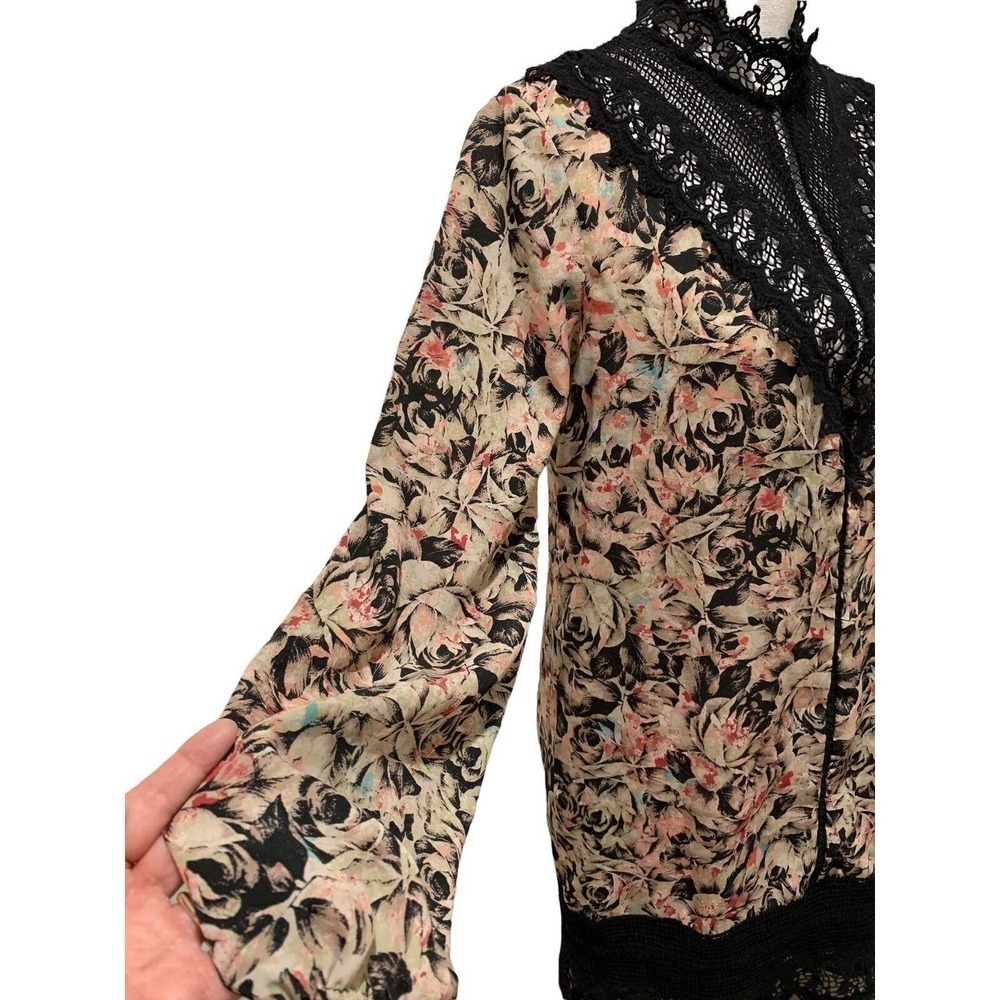 BCBGeneration Dress Sz 6 Lace Trim Mini In Black Haze Comb Roses Romantic $158 - Picture 7 of 13
